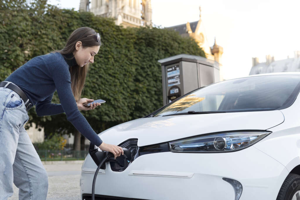 Electric Vehicles vs. Gas Cars: Making the Right Investment Choice in 2024